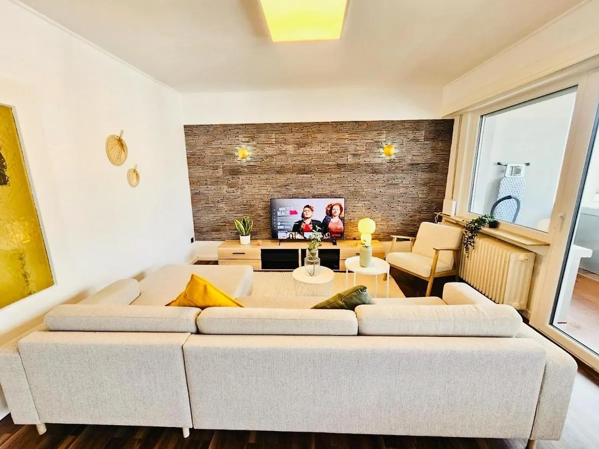 Spacious 3Br With A Warm Terrace Вальферданж
